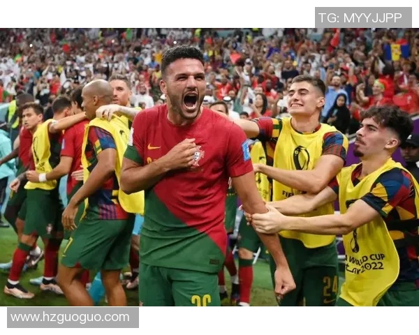 前曼联球星世俱杯首秀惨遭重创20分钟伤退替补席意外染红